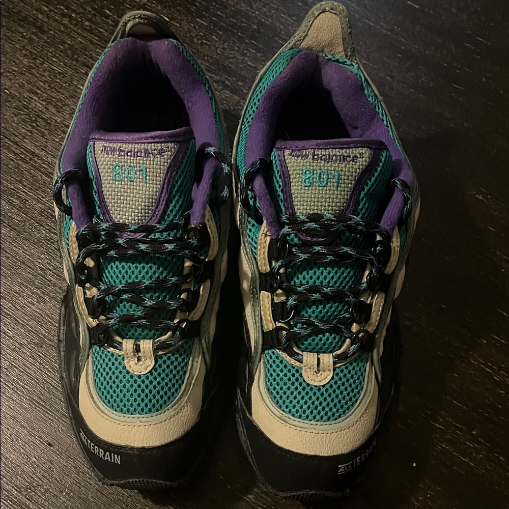 New Balance 801 Sneaker Mens Size 9.5 Gray/purp All Terrain Trail Hiking Running